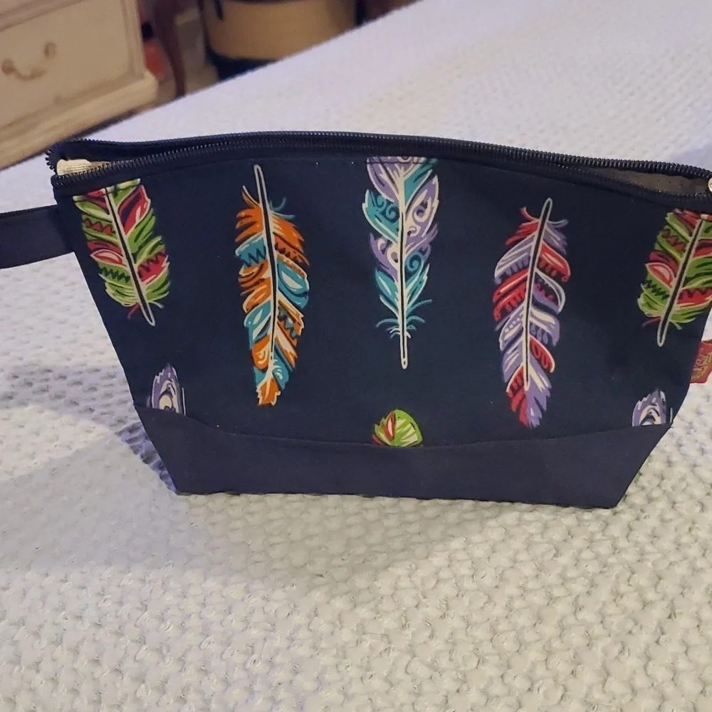 N Gil makeup bag (37)